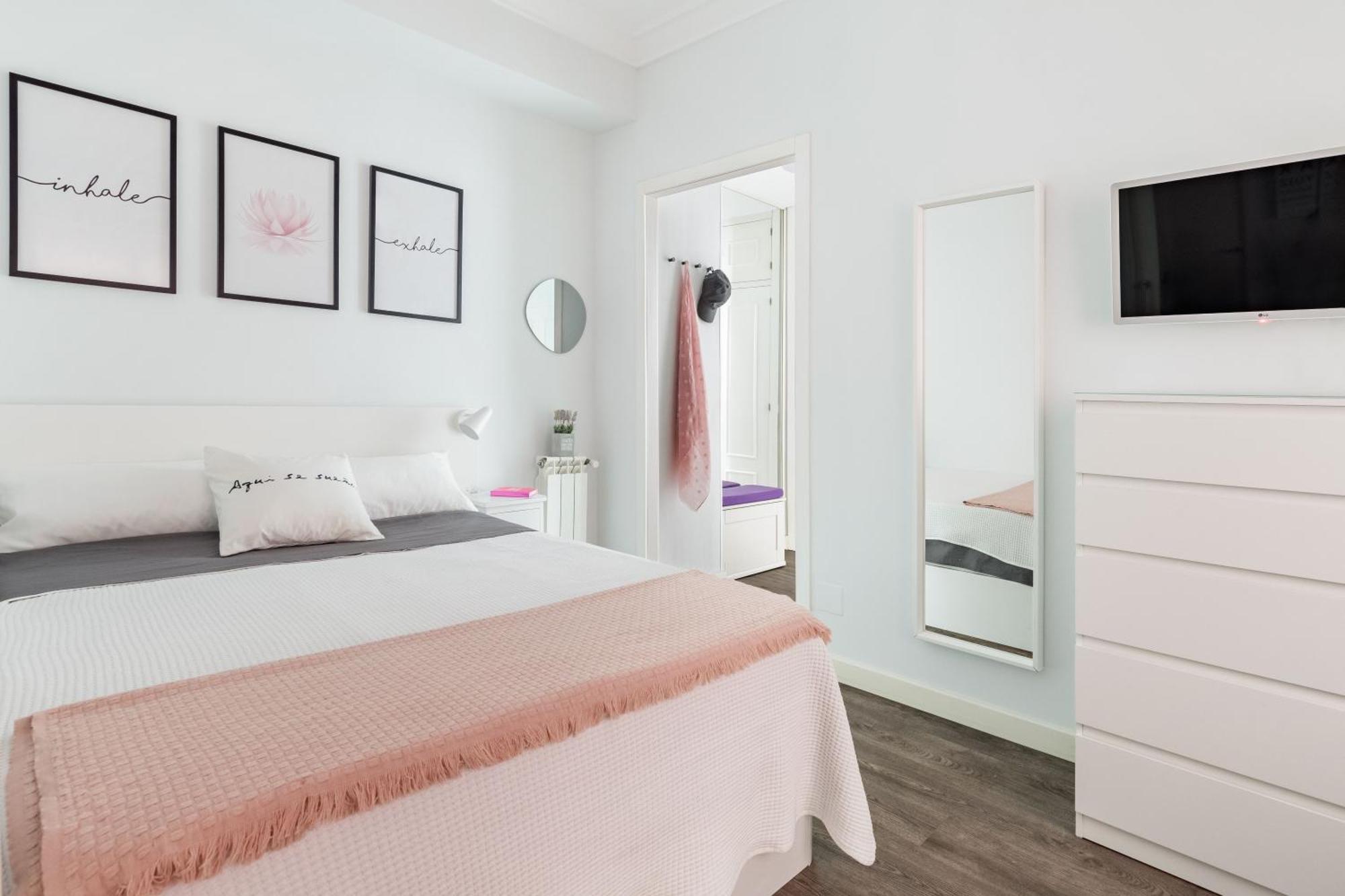 Ferienwohnung Precioso Y Acogedor Apartamento A 300 Metros Del Bernabeu Madrid Exterior foto